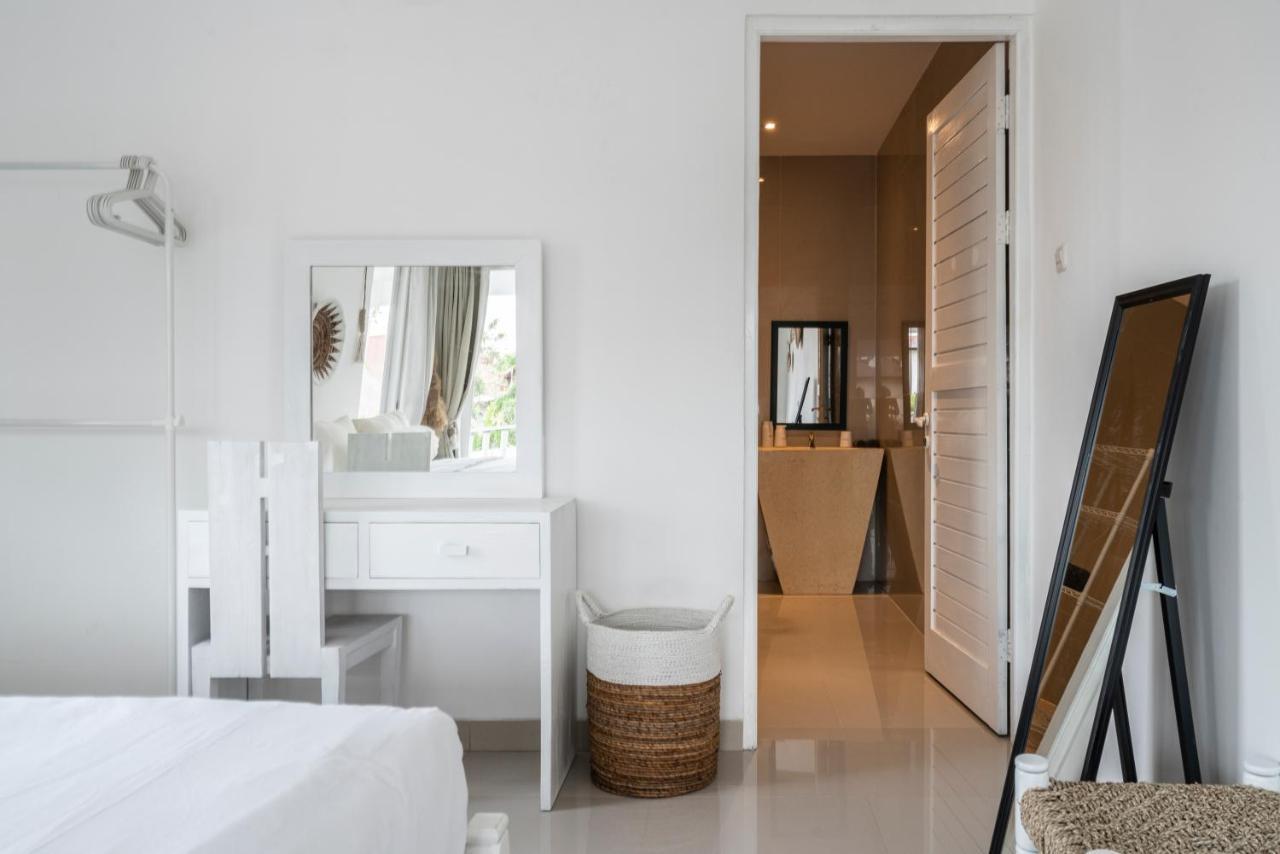 Isaiya Boutique Hotel Canggu Exteriör bild