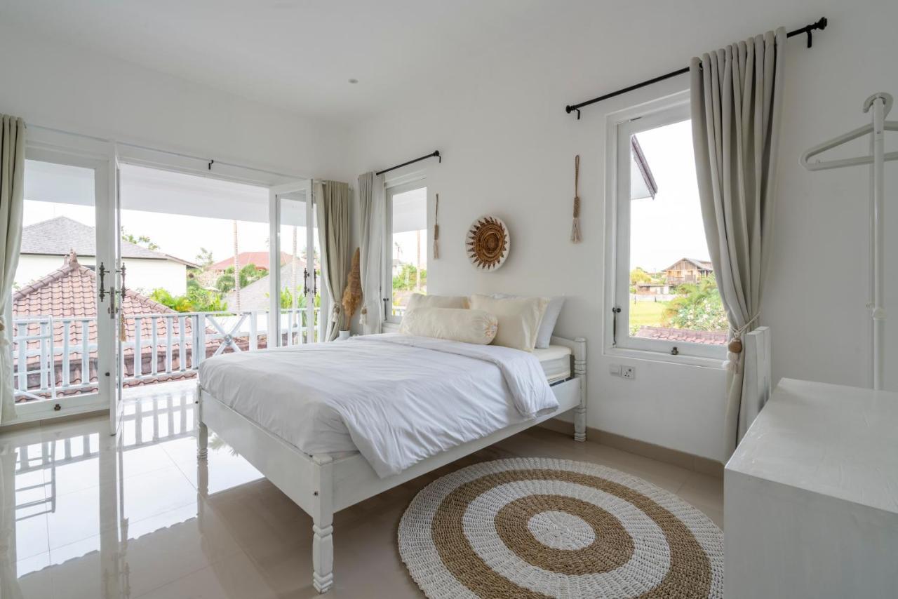 Isaiya Boutique Hotel Canggu Exteriör bild