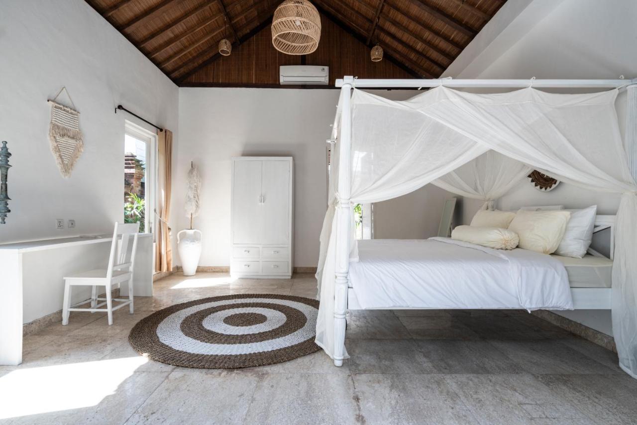 Isaiya Boutique Hotel Canggu Exteriör bild