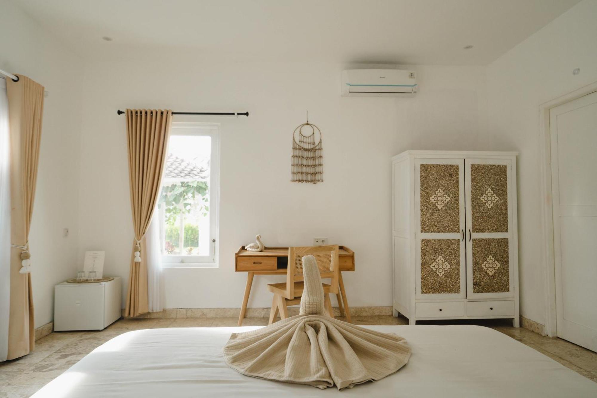 Isaiya Boutique Hotel Canggu Exteriör bild